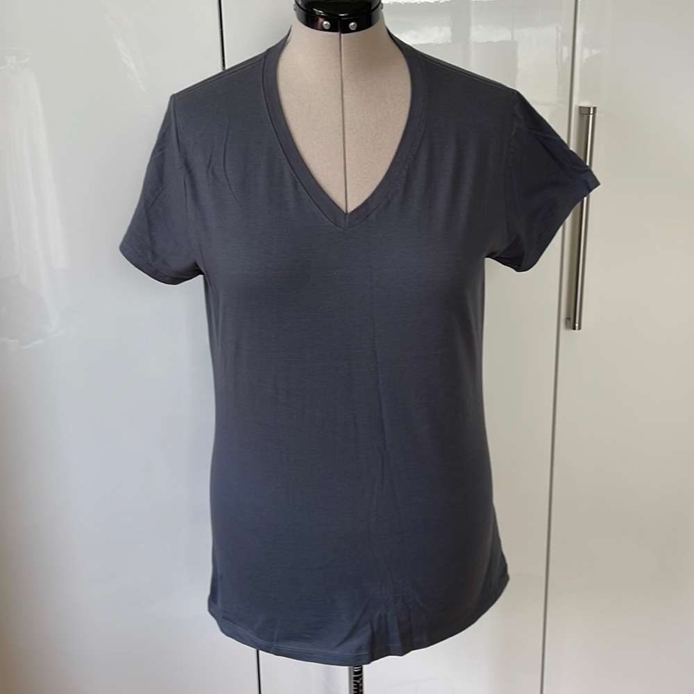 Fruit Of The Loom T-Shirt with Short Sleeve in Gray Size-2XL NWOT